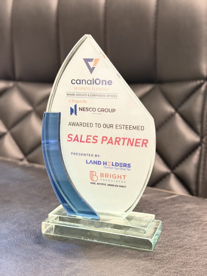 Canal One sales partner award